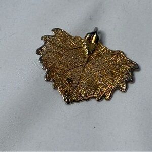 Antique Gold Leaf Pendant GUC